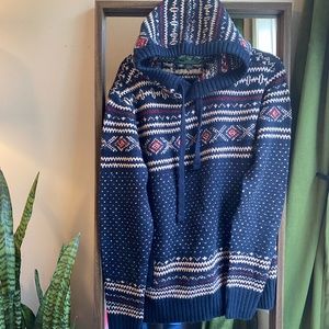 NWT American Eagle Hooded Sweater With Front Pocket